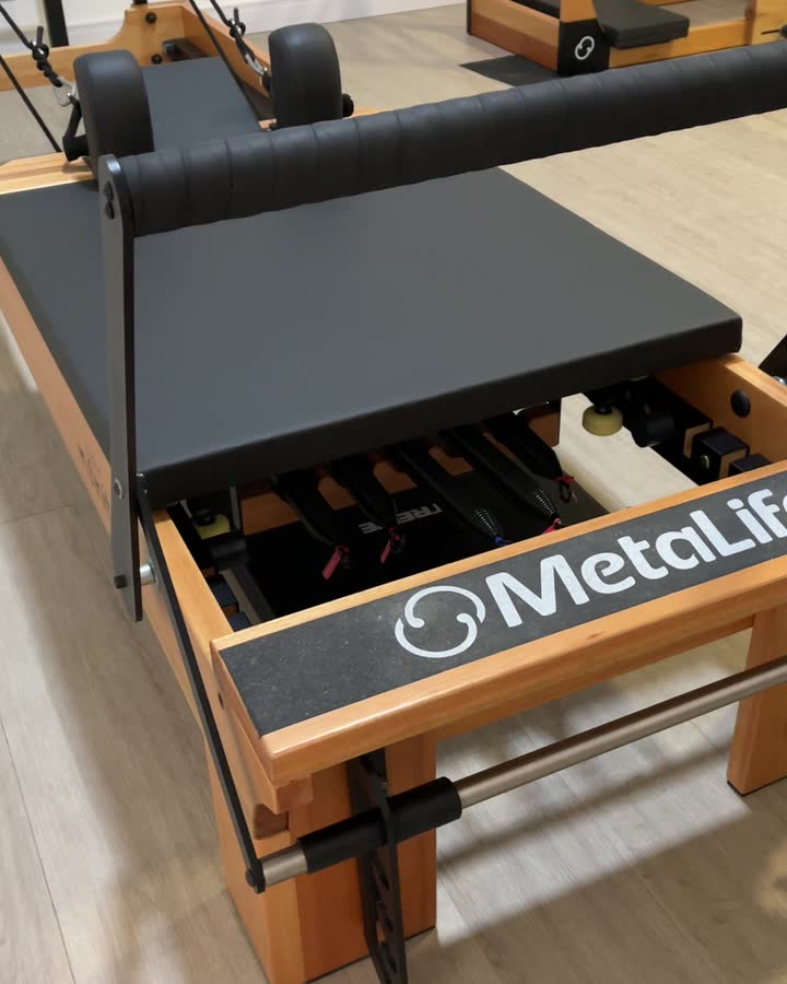 Reformer de pilates visto de perto